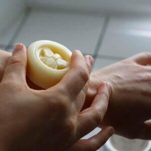 Solid Body Moisturiser Bar (Gentle)