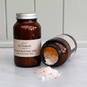 Bath Salts & Jar (Aloe Vera and Coconut Milk)